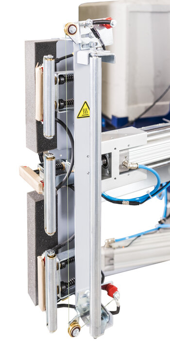 CLAMPING AND CUTTING DEVICE WITH SPREADER, OR WELDER IN OPTION