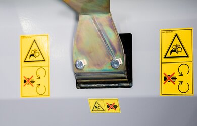 AUTOMATIC FILM CUTTING